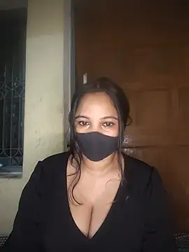 Snapshot of Lusty-radhika chatting on 07/12/26, 02:56 Lusty-radhika online show from 07/12/26, 02:56