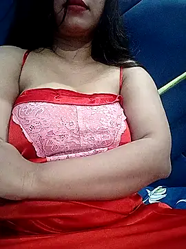 Snapshot of Lusty-radhika chatting on 09/25/25, 02:50 Lusty-radhika online show from 09/25/25, 02:50