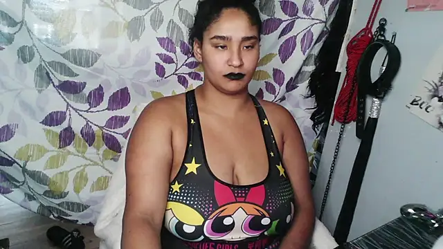 Mommybubbles2 online show from 10/30/25, 02:14