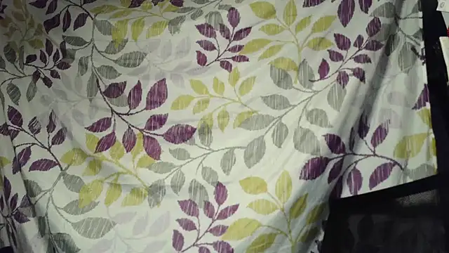 Mommybubbles2 online show from 12/05/25, 09:34