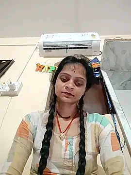 Sonam dhakad online show from 10/26/25, 04:29