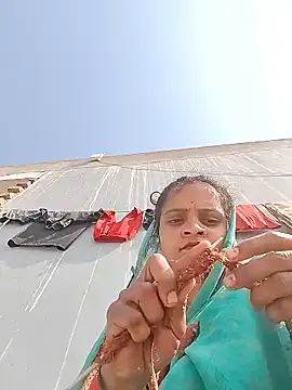 Snapshot of Sonam_dhakad chatting on 01/13/26, 06:06 Sonam dhakad online show from 01/13/26, 06:06