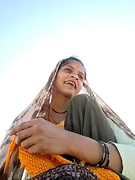 Sonam dhakad online show from 12/16/25, 06:39