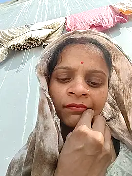 Snapshot of Sonam_dhakad chatting on 01/12/26, 06:53 Sonam dhakad online show from 01/12/26, 06:53