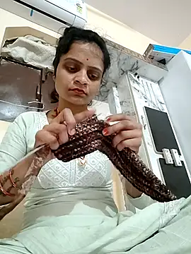 Sonam dhakad online show from 11/21/25, 01:21