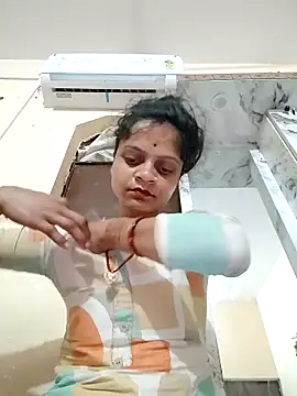 Snapshot of Sonam_dhakad chatting on 02/19/26, 01:13 Sonam dhakad online show from 02/19/26, 01:13