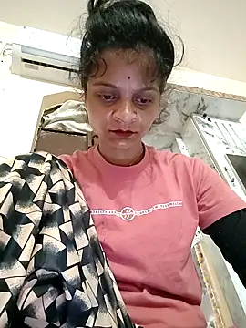 Snapshot of Sonam_dhakad chatting on 02/18/26, 12:41 Sonam dhakad online show from 02/18/26, 12:41