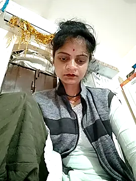 Snapshot of Sonam_dhakad chatting on 02/10/26, 11:37 Sonam dhakad online show from 02/10/26, 11:37