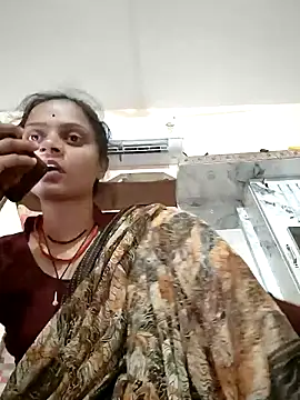 Snapshot of Sonam_dhakad chatting on 04/10/26, 06:15 Sonam dhakad online show from 04/10/26, 06:15