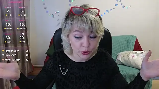 Snapshot of Rosette_Pricky chatting on 03/20/26, 02:40 Rosette Pricky online show from 03/20/26, 02:40