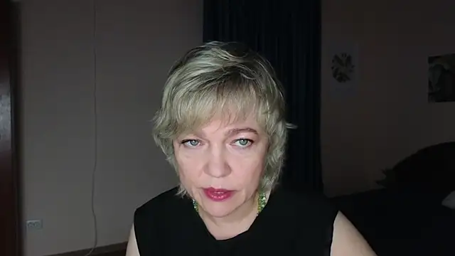 Rosette Pricky online show from 11/22/25, 02:27