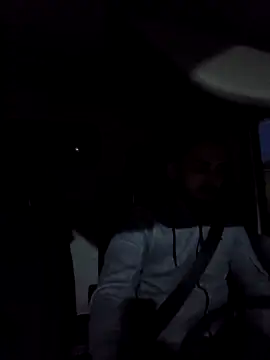 Snapshot of papichulo0099 chatting on 12/05/25, 05:28 papichulo0099 online show from 12/05/25, 05:28