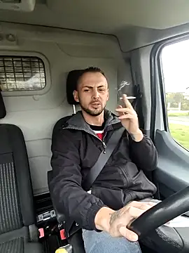 Snapshot of papichulo0099 chatting on 11/18/25, 10:51 papichulo0099 online show from 11/18/25, 10:51