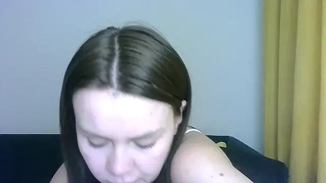 Snapshot of Bonny_Candy chatting on 11/28/25, 08:03 Bonny Candy online show from 11/28/25, 08:03