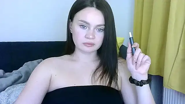 Snapshot of Bonny_Candy chatting on 11/26/25, 09:26 Bonny Candy online show from 11/26/25, 09:26