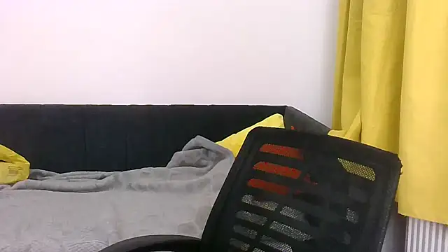 Snapshot of Bonny_Candy chatting on 11/28/25, 11:49 Bonny Candy online show from 11/28/25, 11:49