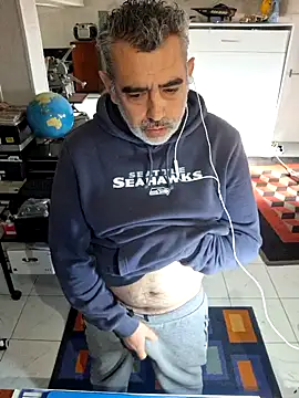 Snapshot of -Jim-Cummer- chatting on 10/12/25, 07:54 -Jim-Cummer- online show from 10/12/25, 07:54