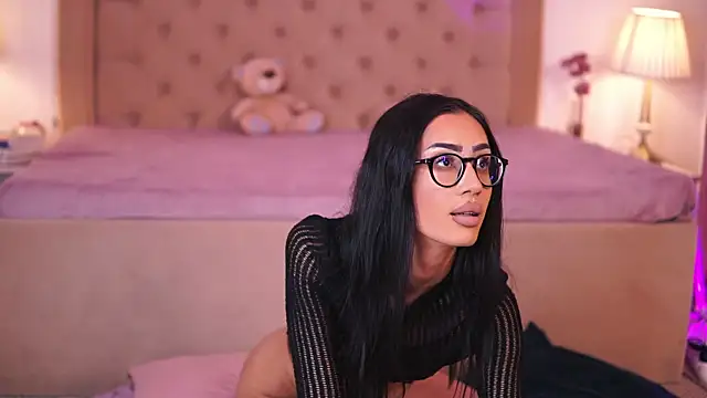 ChloeObril online show from 12/03/25, 04:13