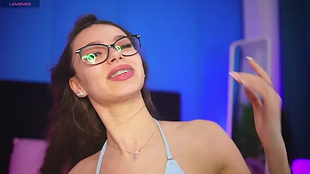 alexxisrae online show from 10/18/25, 05:53