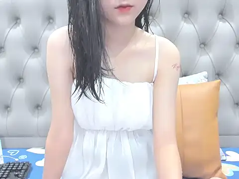  ly   online show from 10/06/25, 04:19