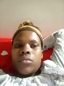 Snapshot of Caramelchick01 chatting on 10/03/25, 10:00 Caramelchick01 online show from 10/03/25, 10:00