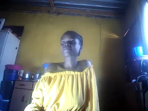Snapshot of Caramelchick01 chatting on 10/10/25, 09:54 Caramelchick01 online show from 10/10/25, 09:54