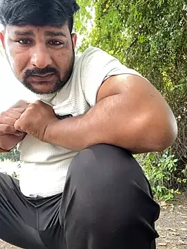 Snapshot of DeepakFucker01 chatting on 09/10/25, 06:12 DeepakFucker01 online show from 09/10/25, 06:12