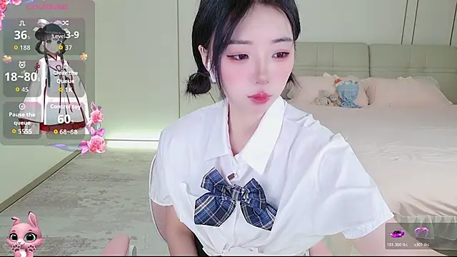 Snapshot of Bella-ox chatting on 07/15/26, 12:28 Bella-ox online show from 07/15/26, 12:28