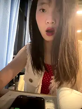 Snapshot of littleqiu chatting on 09/22/25, 11:16 littleqiu online show from 09/22/25, 11:16