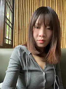 littleqiu online show from 04/23/26, 10:44