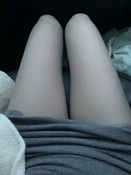 Snapshot of littleqiu chatting on 04/10/26, 11:28 littleqiu online show from 04/10/26, 11:28