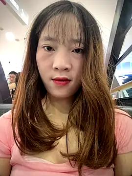 Snapshot of littleqiu chatting on 09/10/25, 08:24 littleqiu online show from 09/10/25, 08:24