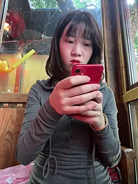 littleqiu online show from 05/03/26, 09:25