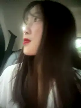 Snapshot of littleqiu chatting on 10/01/25, 09:25 littleqiu online show from 10/01/25, 09:25