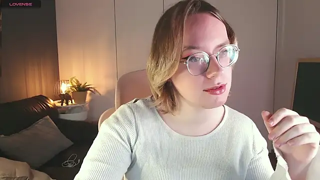 Amanda Butlerr online show from 05/06/26, 08:29
