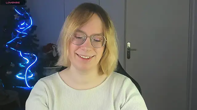 Amanda Butlerr online show from 12/18/25, 09:58