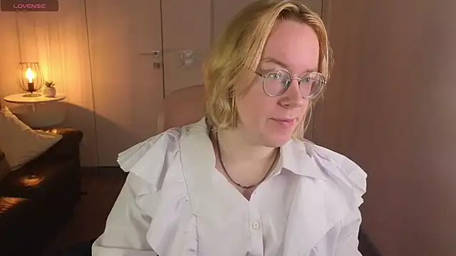 Snapshot of Amanda_Butlerr chatting on 07/04/26, 01:48 Amanda Butlerr online show from 07/04/26, 01:48