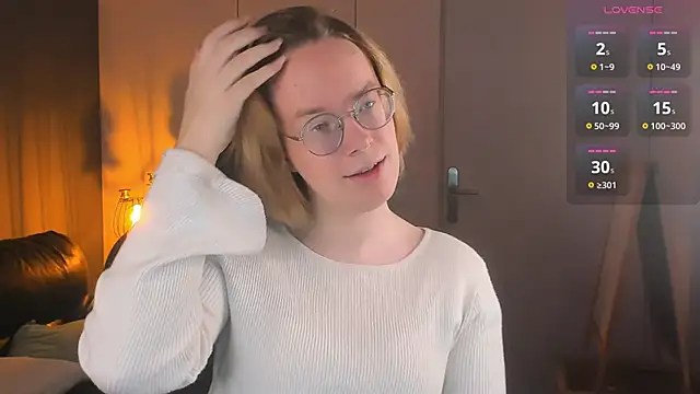 Amanda Butlerr online show from 10/12/25, 09:43