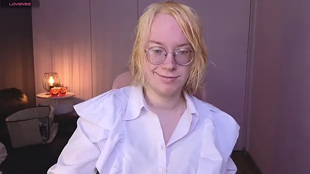 Amanda Butlerr online show from 05/28/26, 01:17