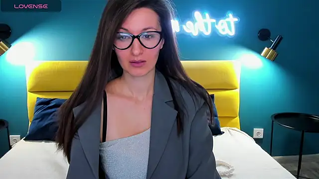 Joan Nelson online show from 01/12/26, 01:23