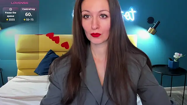 Joan Nelson online show from 02/25/26, 01:28