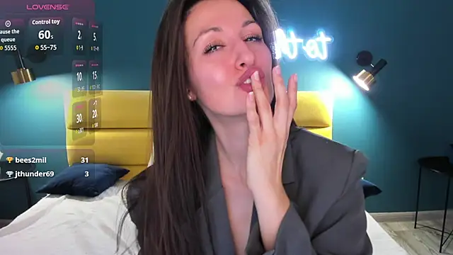 Joan Nelson online show from 03/18/26, 01:31