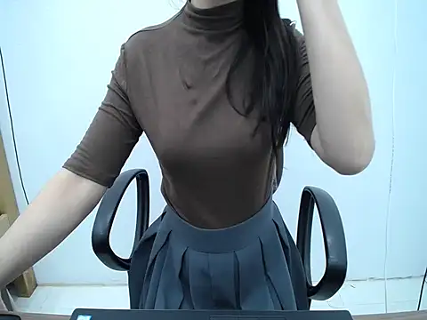  Lady- online show from 11/12/25, 12:26