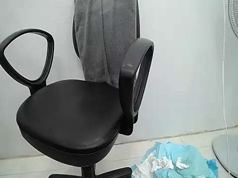 Lady- online show from 03/27/26, 08:26