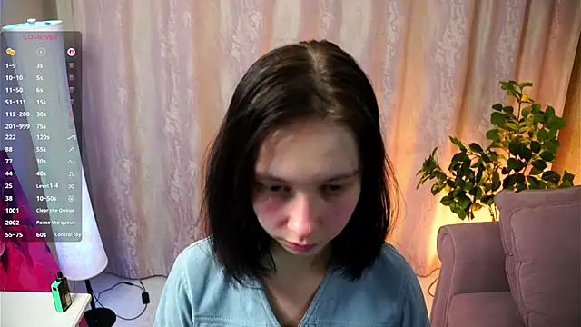 SuzanneHowse online show from 02/09/26, 04:05