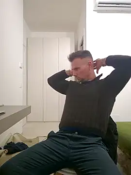 mrlyuis online show from 12/02/25, 08:10