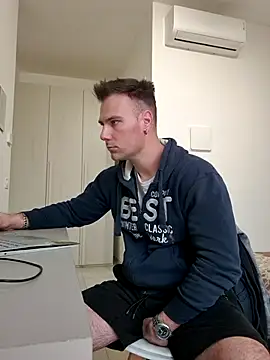 mrlyuis online show from 04/21/26, 09:16