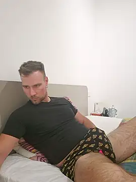 mrlyuis online show from 09/18/25, 07:28