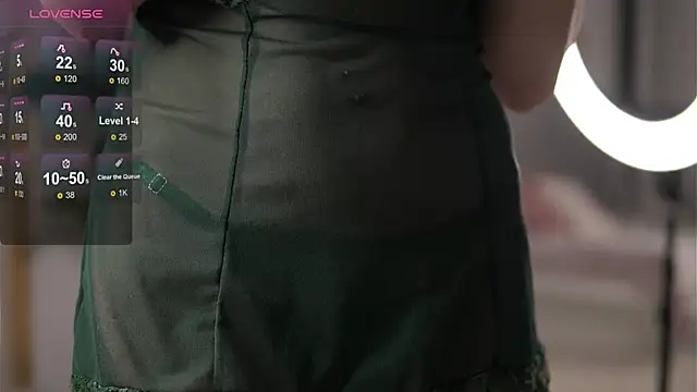 RebeccaRese online show from 03/12/26, 09:02