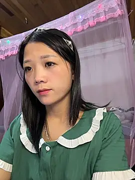 thaoyeuuu online show from 10/30/25, 10:13